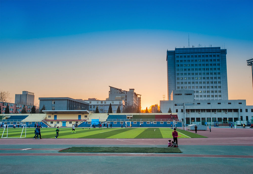 北京邮电大学——学校操场