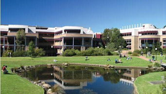 澳洲伍伦贡大学
