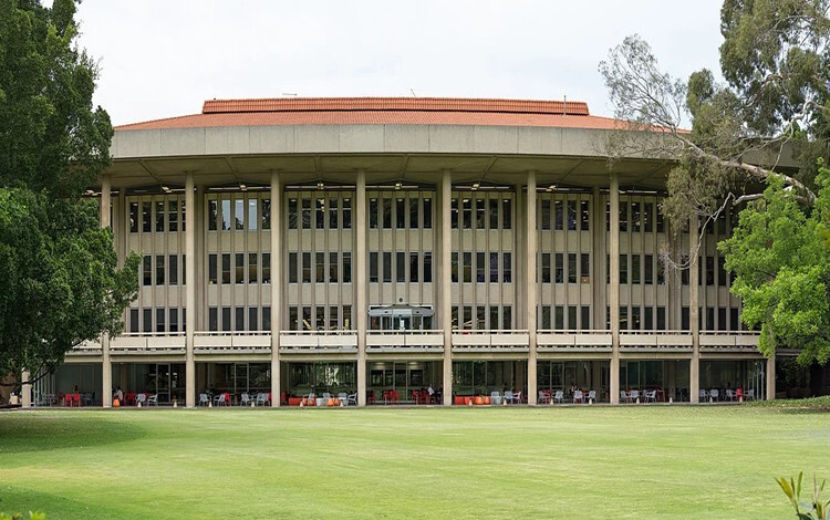 澳大利亚西澳大学